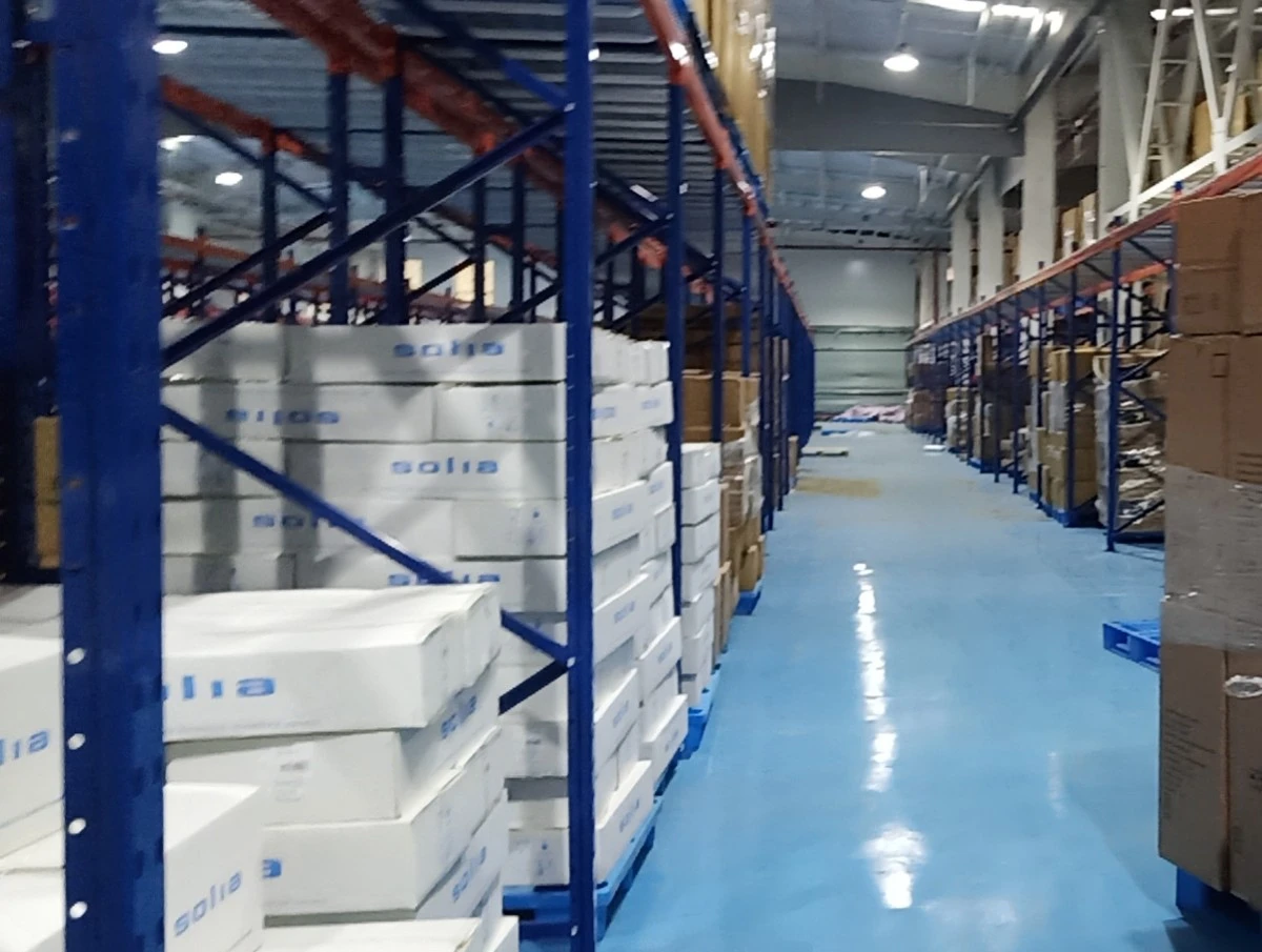 Huge Storage Space Warehouse Racking02 Huge Storage Space Warehouse Racking02